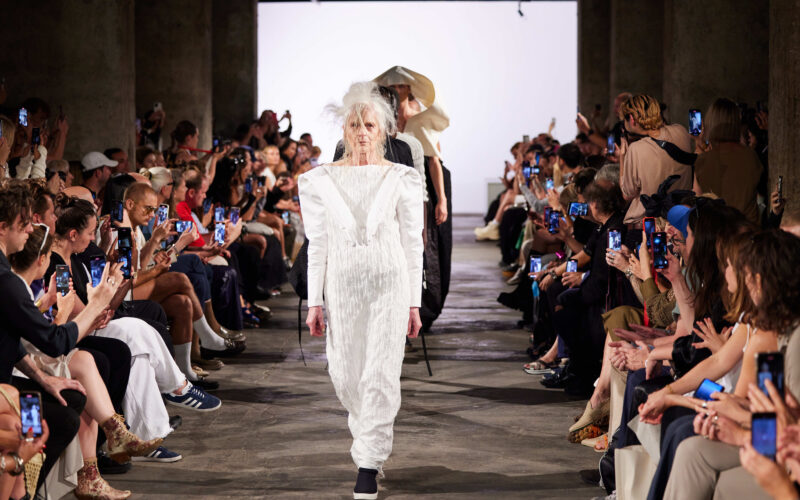Fashion Week Berlin Sommer Juli 2023 - DZHUS in der Feuerle Collection (Hallesches Ufer 70) 12. Juli 2023